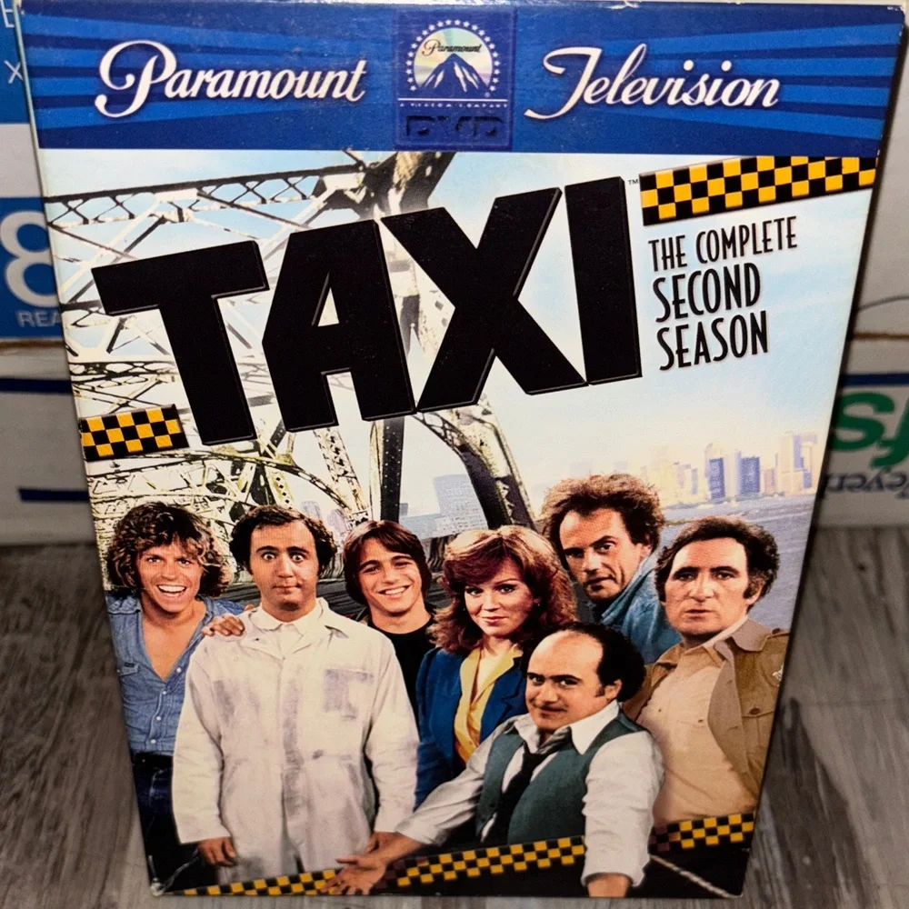 Paramount taxi complete